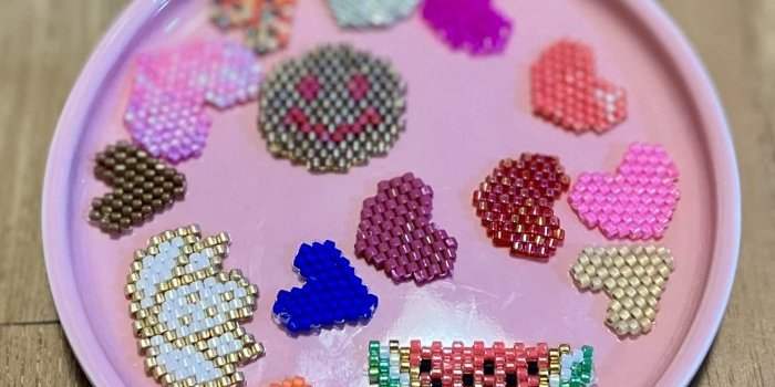 Atelier « Autour du fil » : Tissage Brick Stitch »